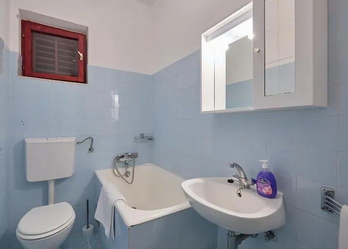Апартаменты Boca - 3 Bedroom By The Sea Prozura