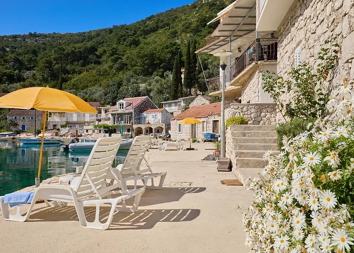 Апартаменты Boca - 3 Bedroom By The Sea Prozura