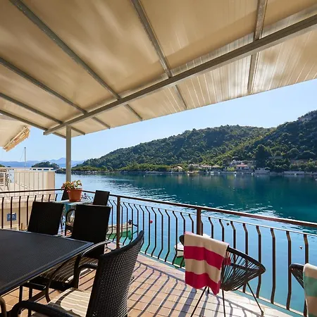 Apartament Boca - 3 Bedroom By The Sea