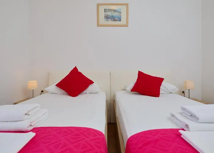 Boca - 3 Bedroom By The Sea